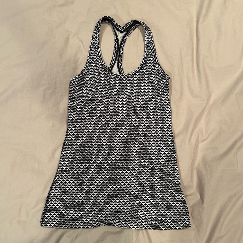 Lululemon racerback tank top: size 6